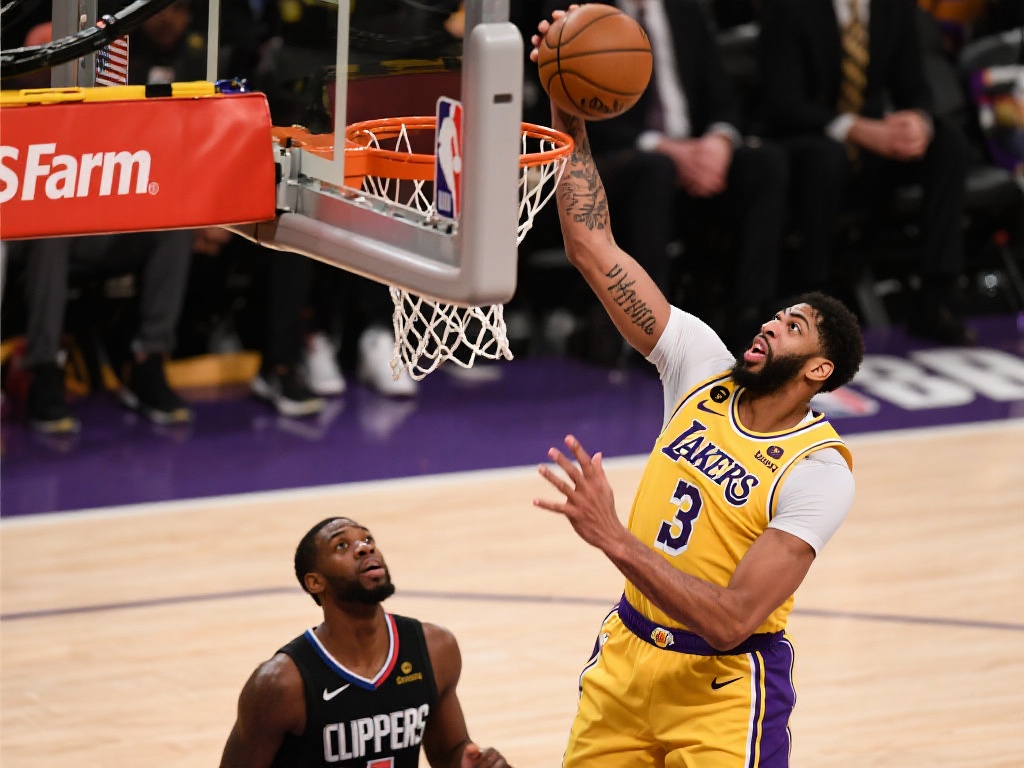 具体案例分析：本场比赛中，戴维斯在一次进