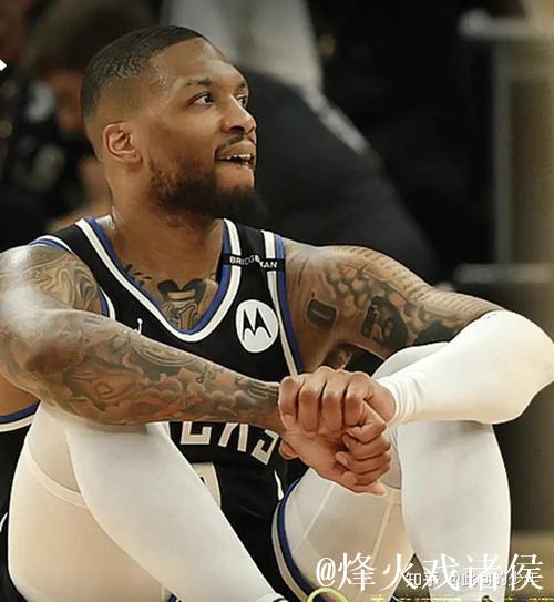 利拉德致命一击字母哥砍20+14，雄鹿终结火箭5连胜之路