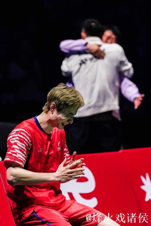 石宇奇击败安东森,勇夺天王杯国际羽毛球公开赛冠军 石宇奇击败安东森,勇夺天王杯国际羽毛球公开赛冠军